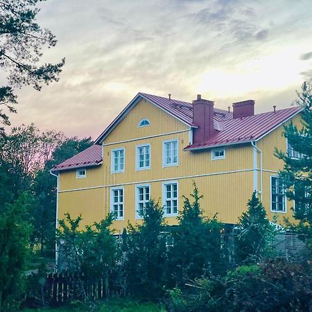 Villa Vintage B&B Nagu Exteriör bild